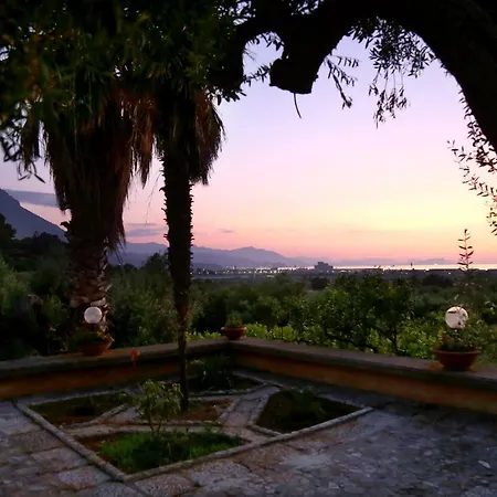 Holiday home Il Giardino Di Clara *